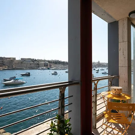 St Angelo Mansions 3bdr Flat With Seaview Apartman Birgu